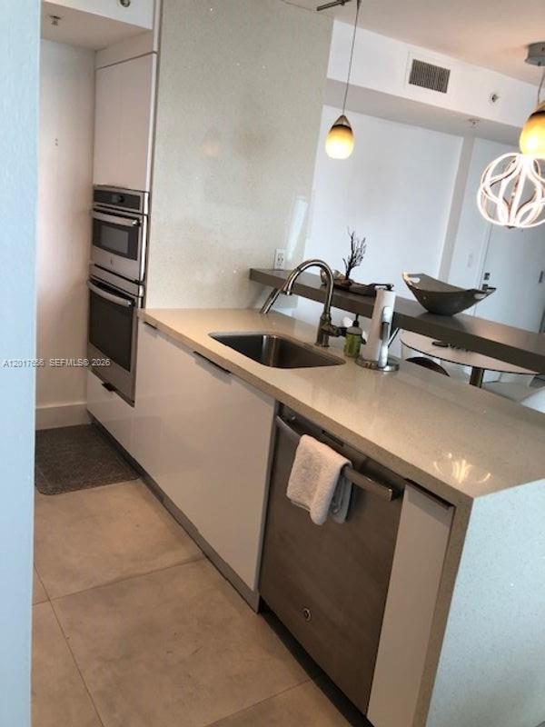 90 Alton Road, Unit 1604 Miami Beach, FL 33139 - Photo 20 of 29