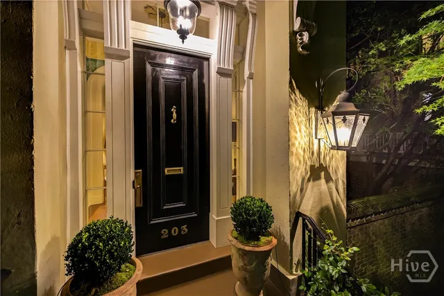 $3,775,000 | 203 West Charlton Street, Savannah, GA 31401