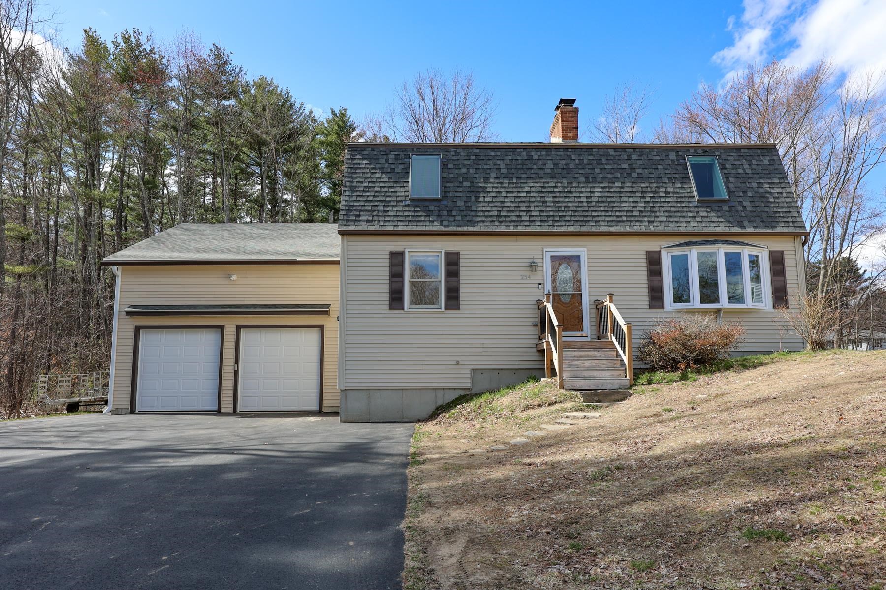 254 Brickett Road Manchester, NH 03109 - Photo 1 of 39