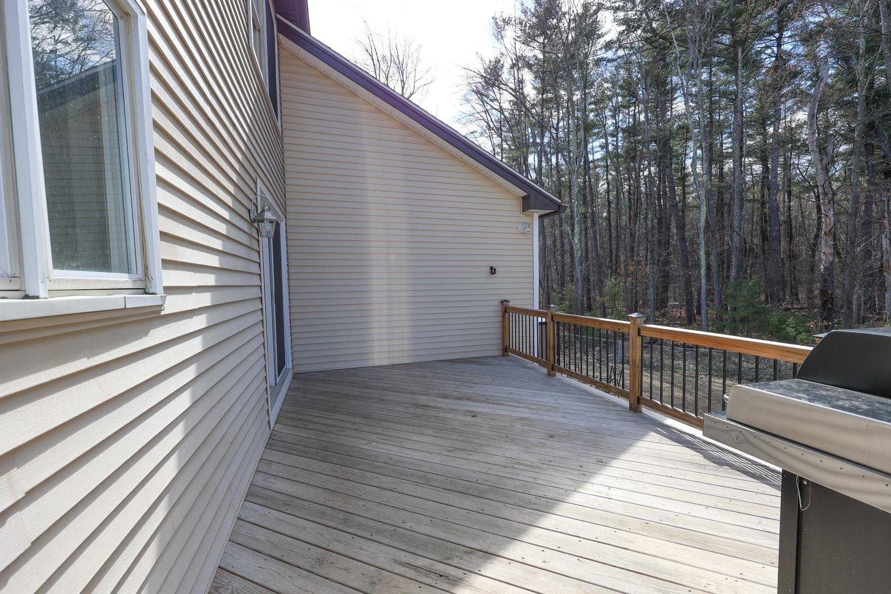 254 Brickett Road Manchester, NH 03109 - Photo 33 of 39