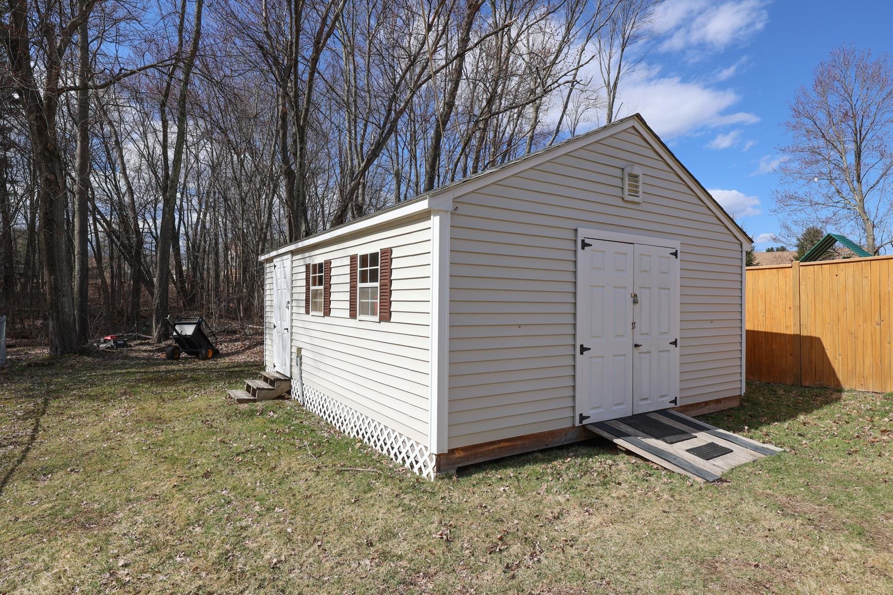 254 Brickett Road Manchester, NH 03109 - Photo 36 of 39