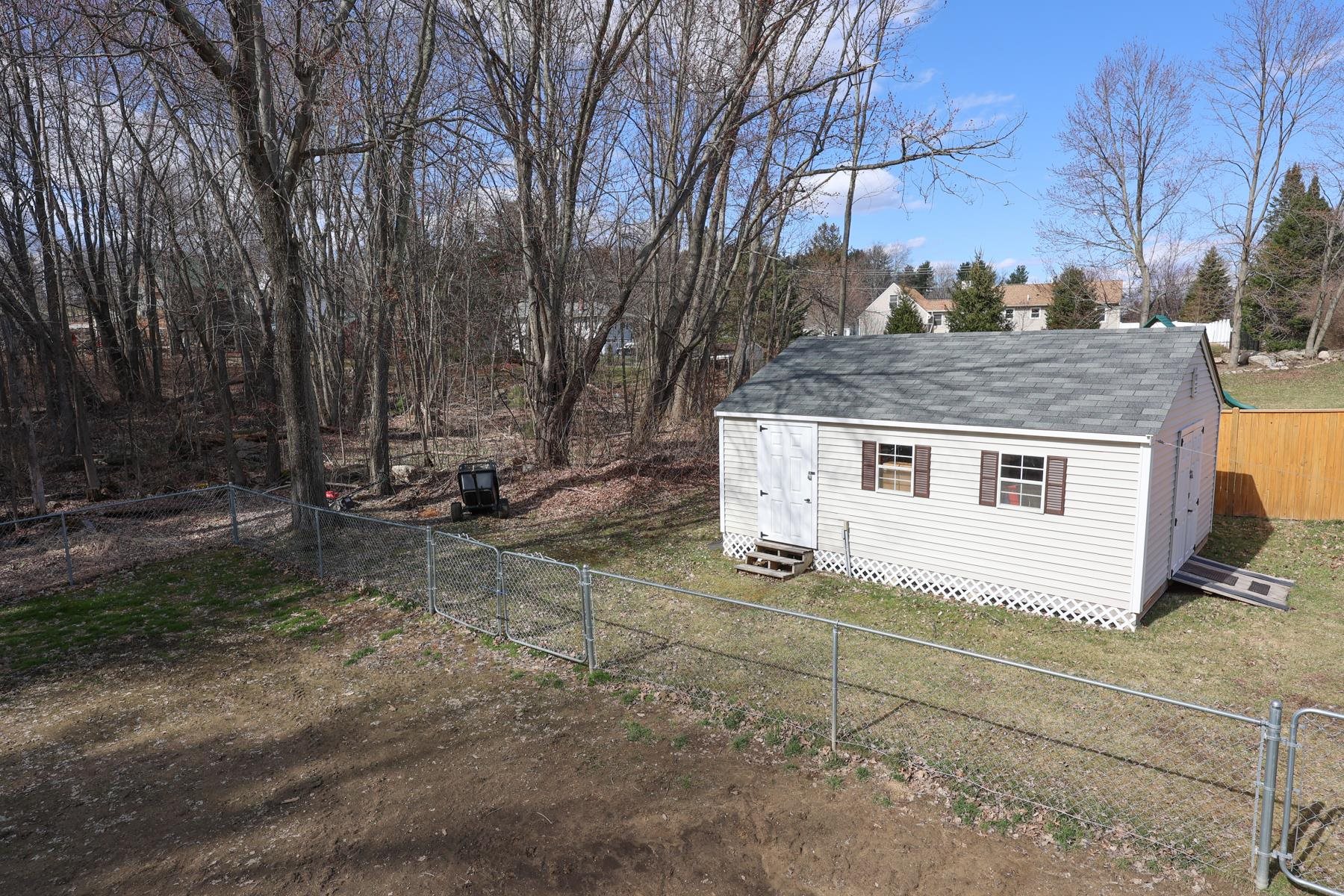 254 Brickett Road Manchester, NH 03109 - Photo 37 of 39