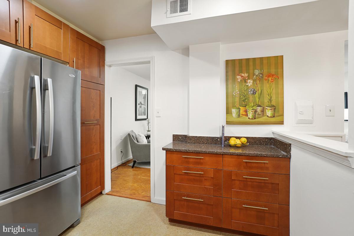 1935 Lyttonsville Road, Unit 1935 Silver Spring, MD 20910 - Photo 16 of 33 Gallery Image 16