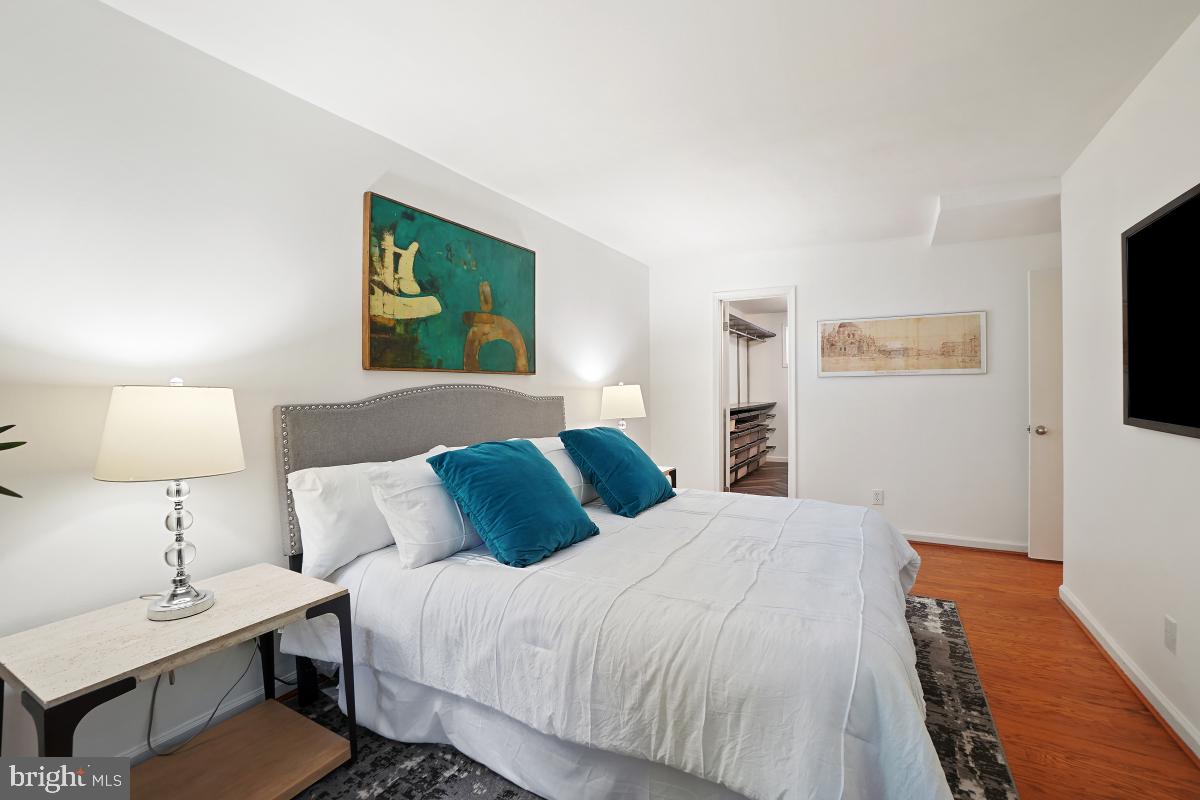 1935 Lyttonsville Road, Unit 1935 Silver Spring, MD 20910 - Photo 25 of 33 Plenty of room for a king-sized bed