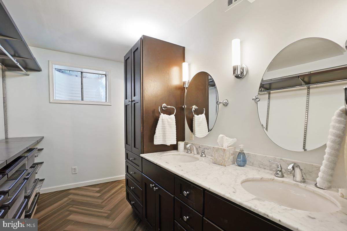 1935 Lyttonsville Road, Unit 1935 Silver Spring, MD 20910 - Photo 26 of 33 Primary ensure bath