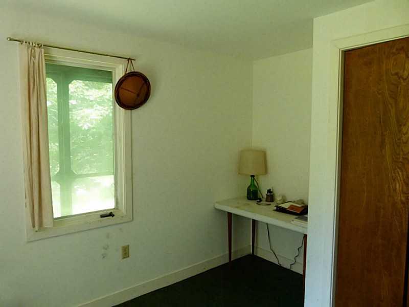 90 Dutch Neck Road Waldoboro, ME 04572 - Photo 14 of 22 Bedroom.