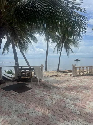 $7,000,000 | 65890 Overseas Highway, Long Key, FL 33001