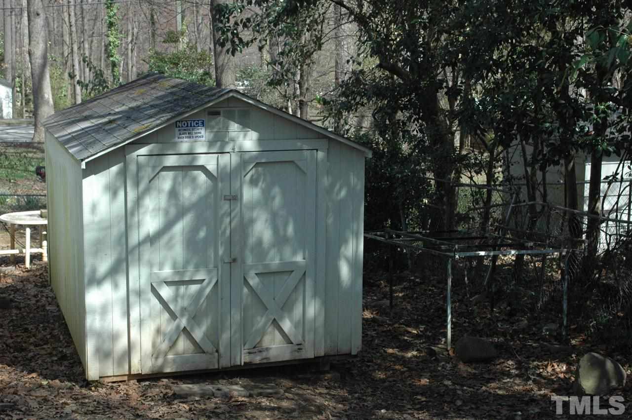 3208 Barker Place Raleigh, NC 27604 - Photo 4 of 10 8'x12' storage building.