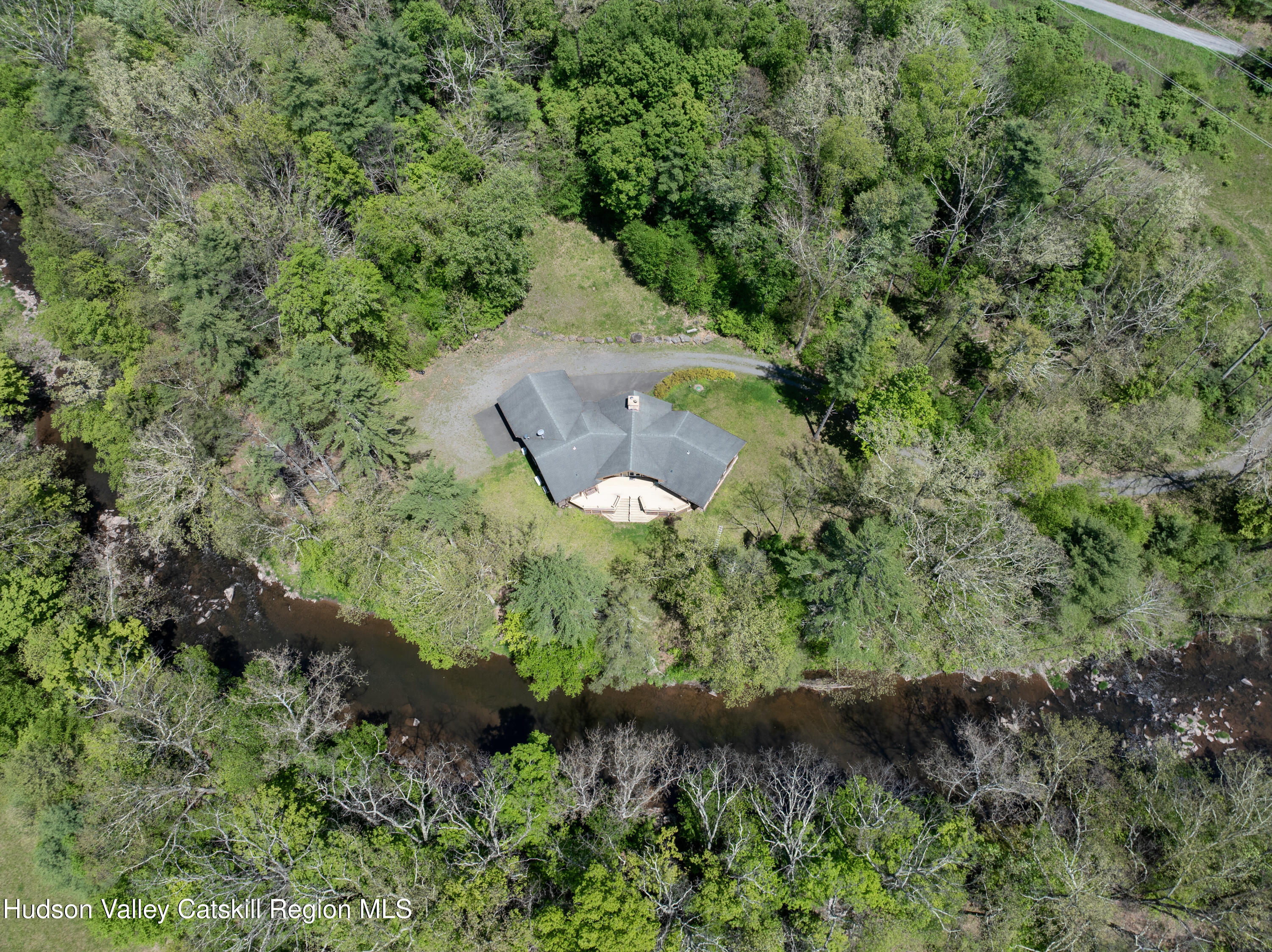 537 Mossy Hill Road Catskill, NY 12414 - Photo 95 of 105 a view of a garden with a tree