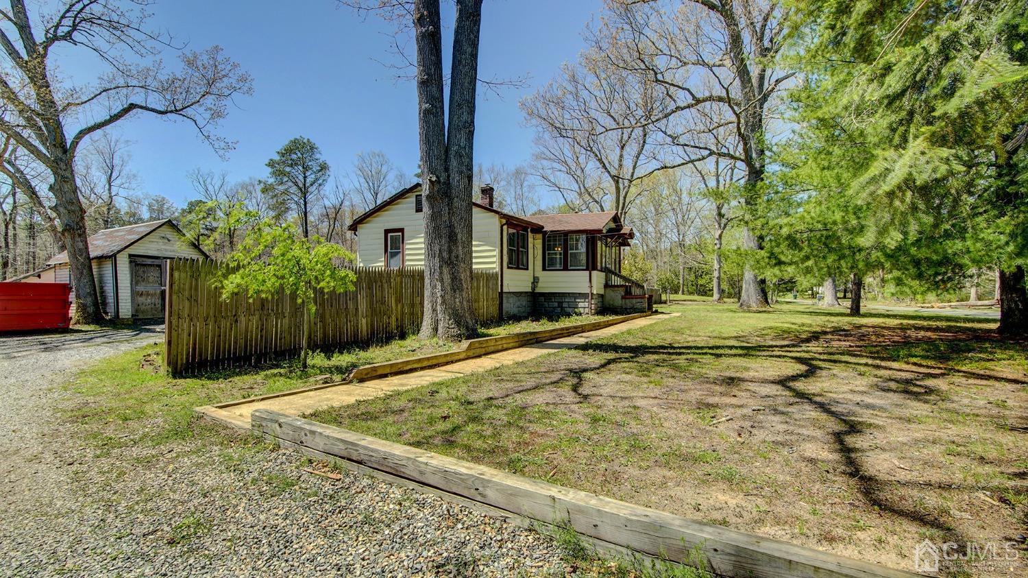 5 Perrineville Road Jackson, NJ 08527 - Photo 18 of 39 Gallery Image 18