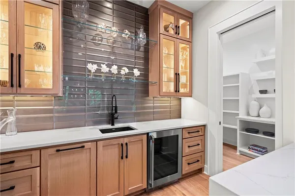 $1,775,826 | 4414 West 136th Street, Leawood, KS 66224