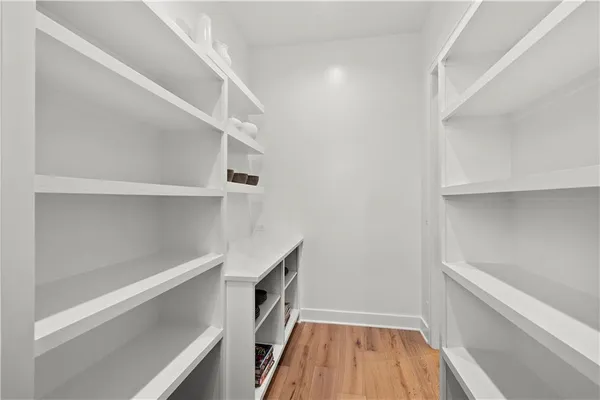 $1,775,826 | 4414 West 136th Street, Leawood, KS 66224
