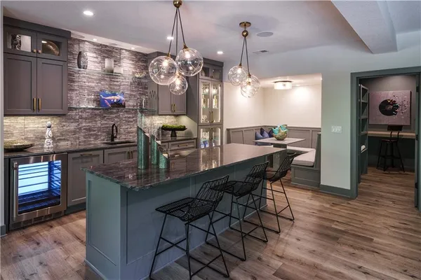 $1,775,826 | 4414 West 136th Street, Leawood, KS 66224