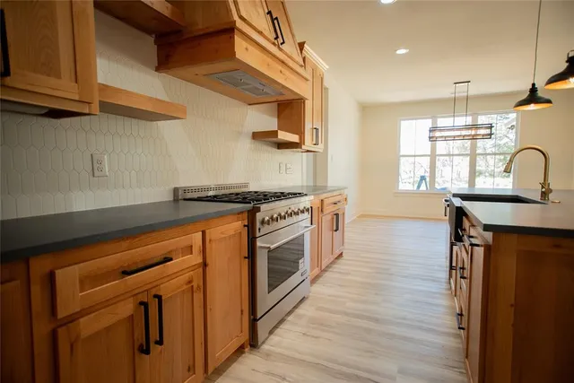 $539,999 | 386 Dalton Road, Canton, TX 75103