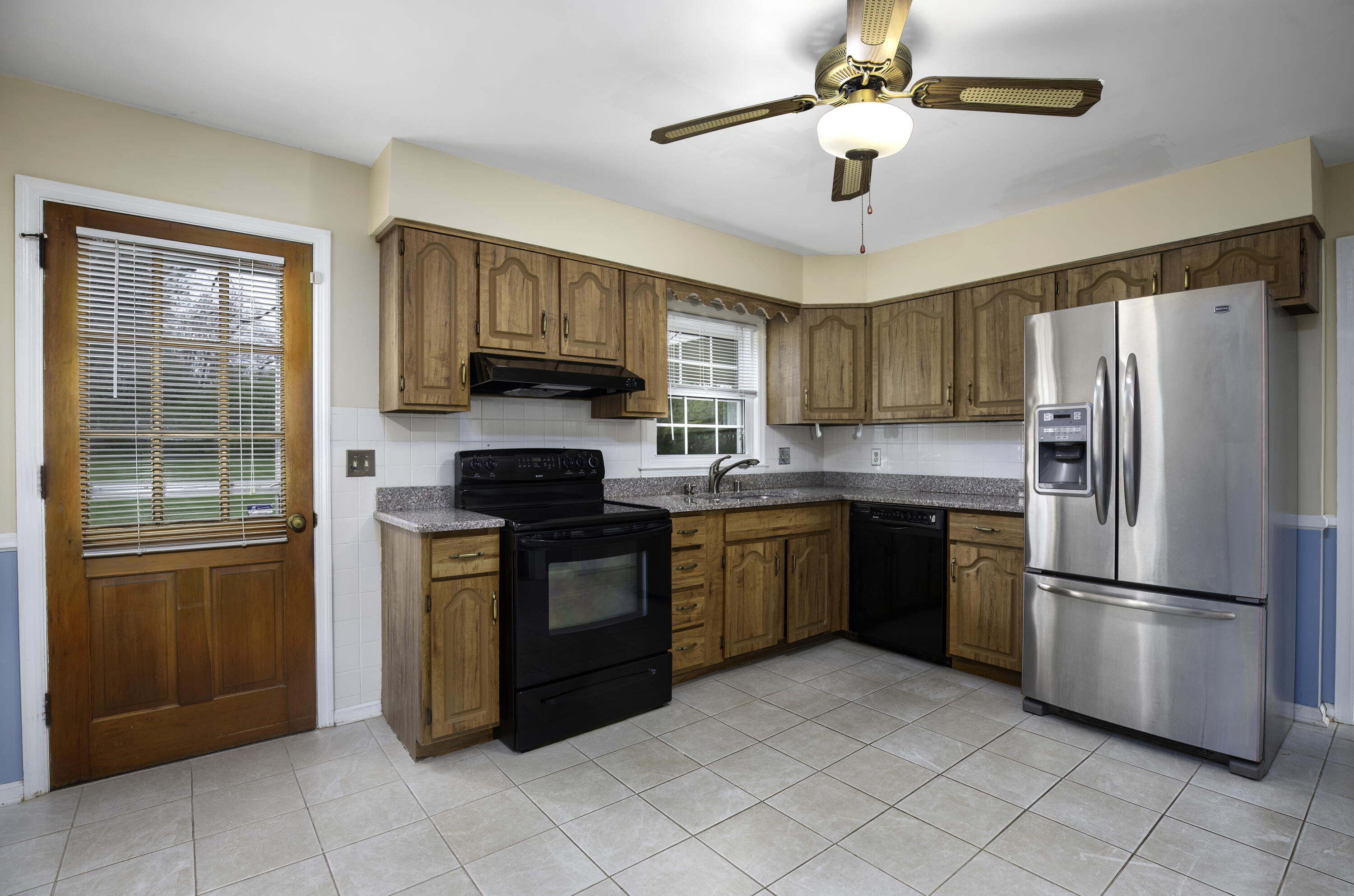 128 Ravenwood Road Versailles, KY 40383 - Photo 14 of 40 128 Ravenwood 10