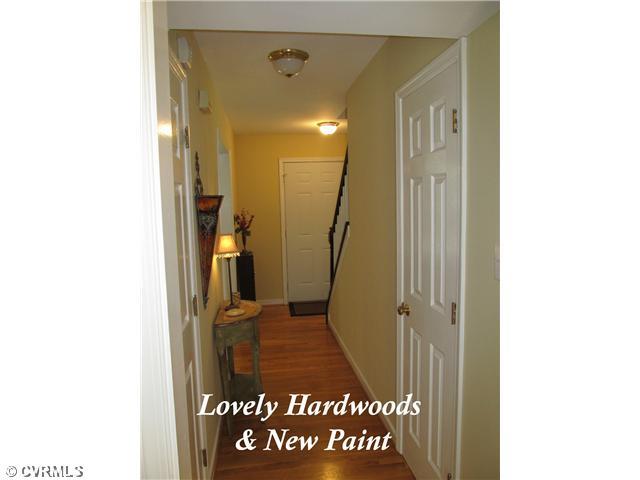 5419 Standing Oak Road Midlothian, VA 23112 - Photo 5 of 24 Foyer