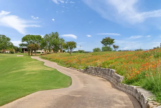 $275,000 | 1808 Ballinger Drive, Spicewood, TX 78669