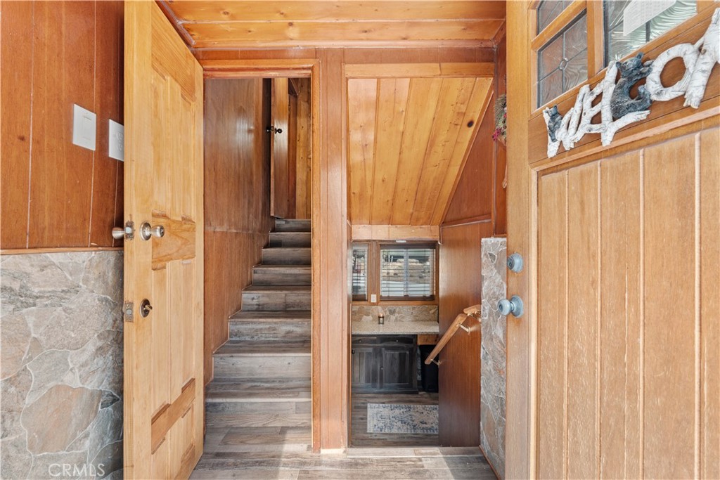 1116 Lark Road Wrightwood, CA 92397 - Photo 34 of 41 Gallery Image 34