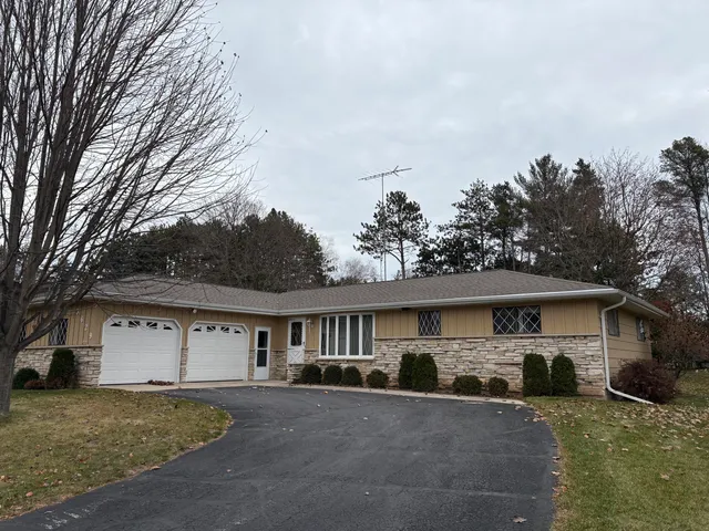 $299,900 | 3629 Monroe Street, Two Rivers, WI 54241