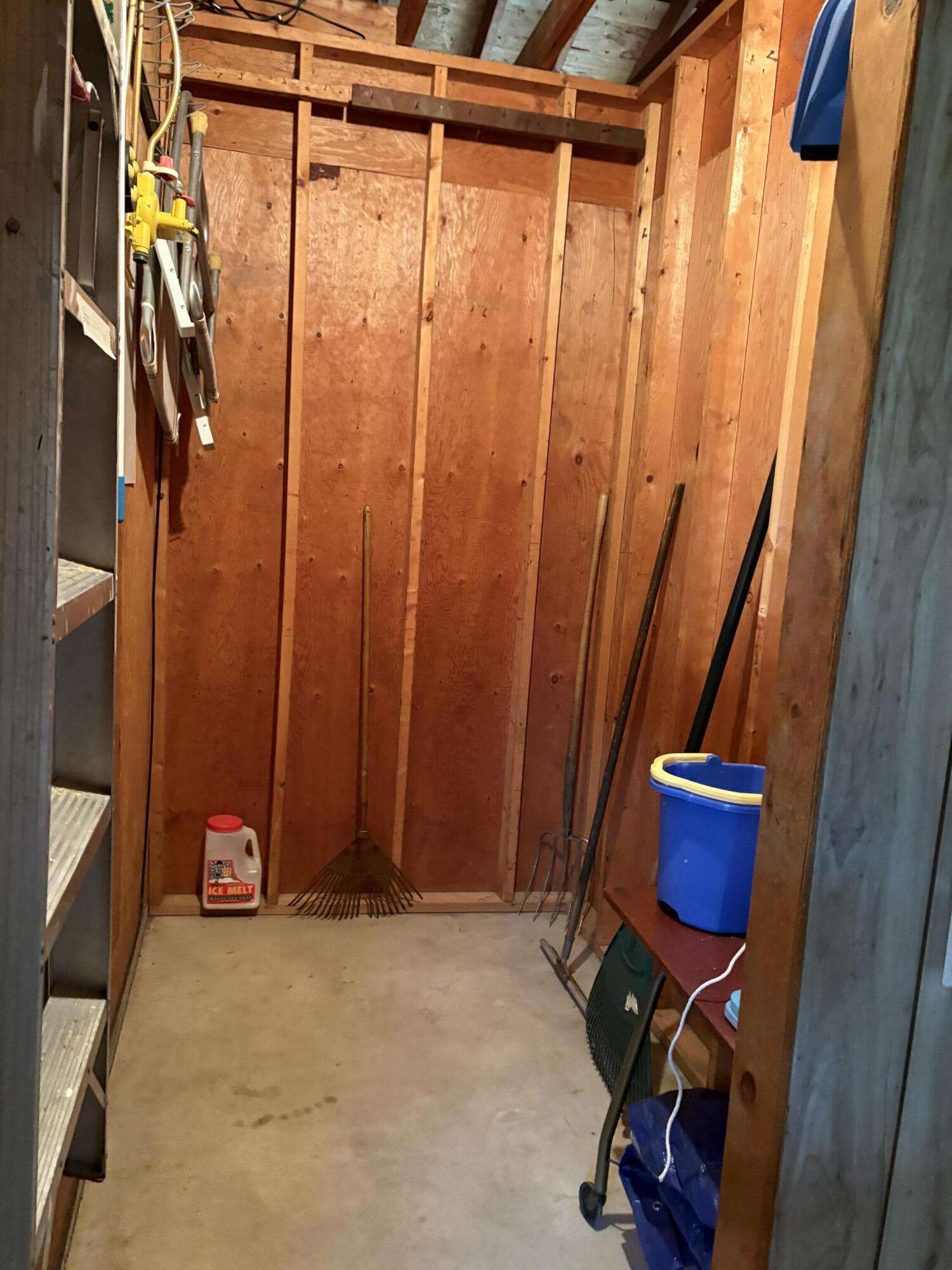 3629 Monroe Street Two Rivers, WI 54241 - Photo 27 of 30 Extra Storage area