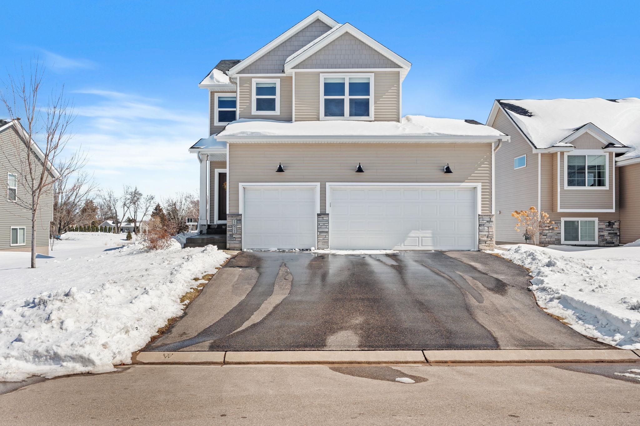 1671 Riverside Drive Shakopee, MN 55379 - Photo 3 of 29