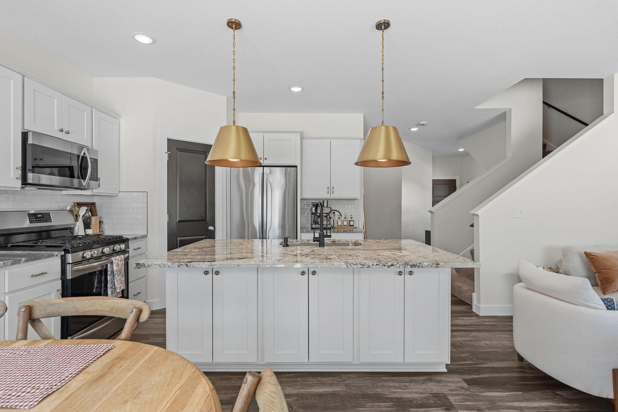 1671 Riverside Drive Shakopee, MN 55379 - Photo 8 of 29