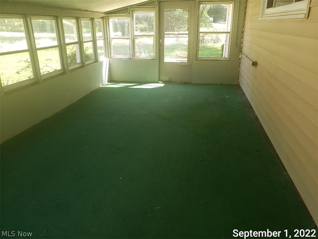 2035 Krumroy Road Akron, OH 44312 - Photo 14 of 16