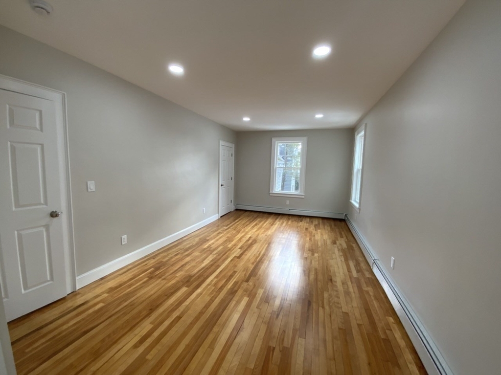 59 Beechmont Street Worcester, MA 01609 - Photo 22 of 39