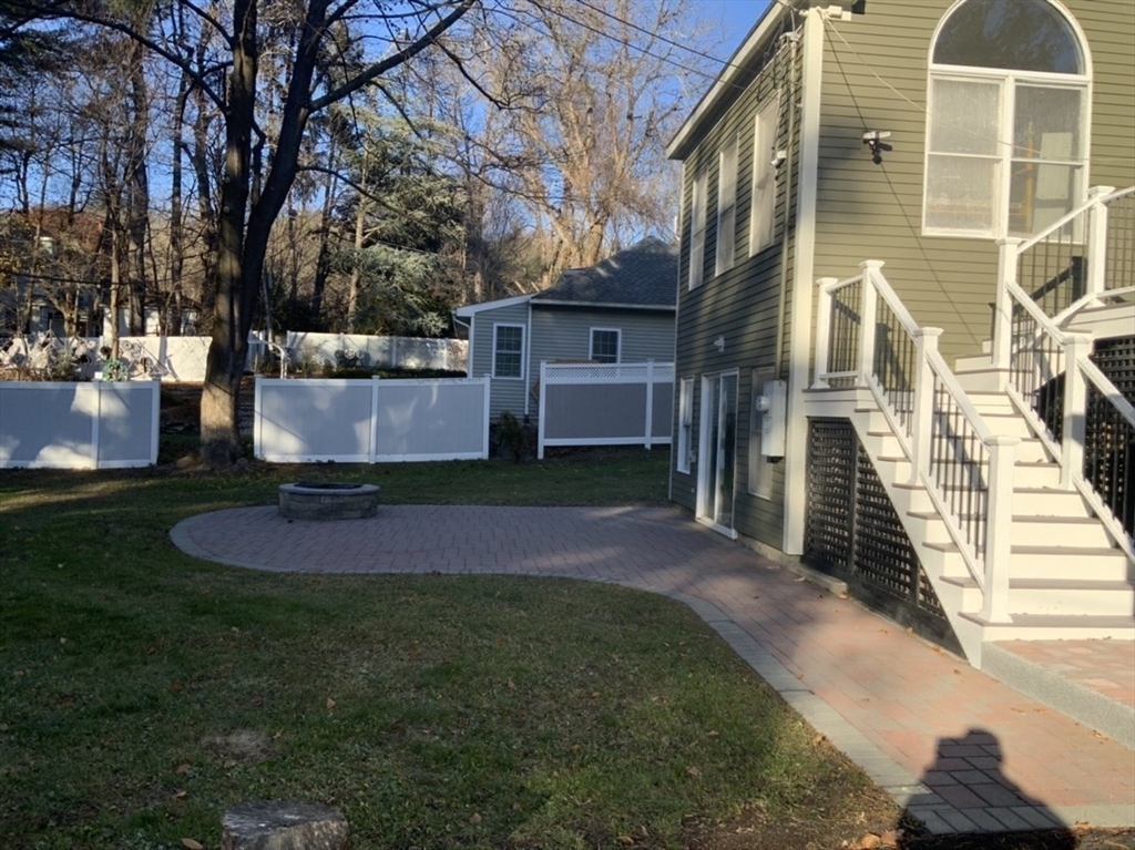 59 Beechmont Street Worcester, MA 01609 - Photo 34 of 39