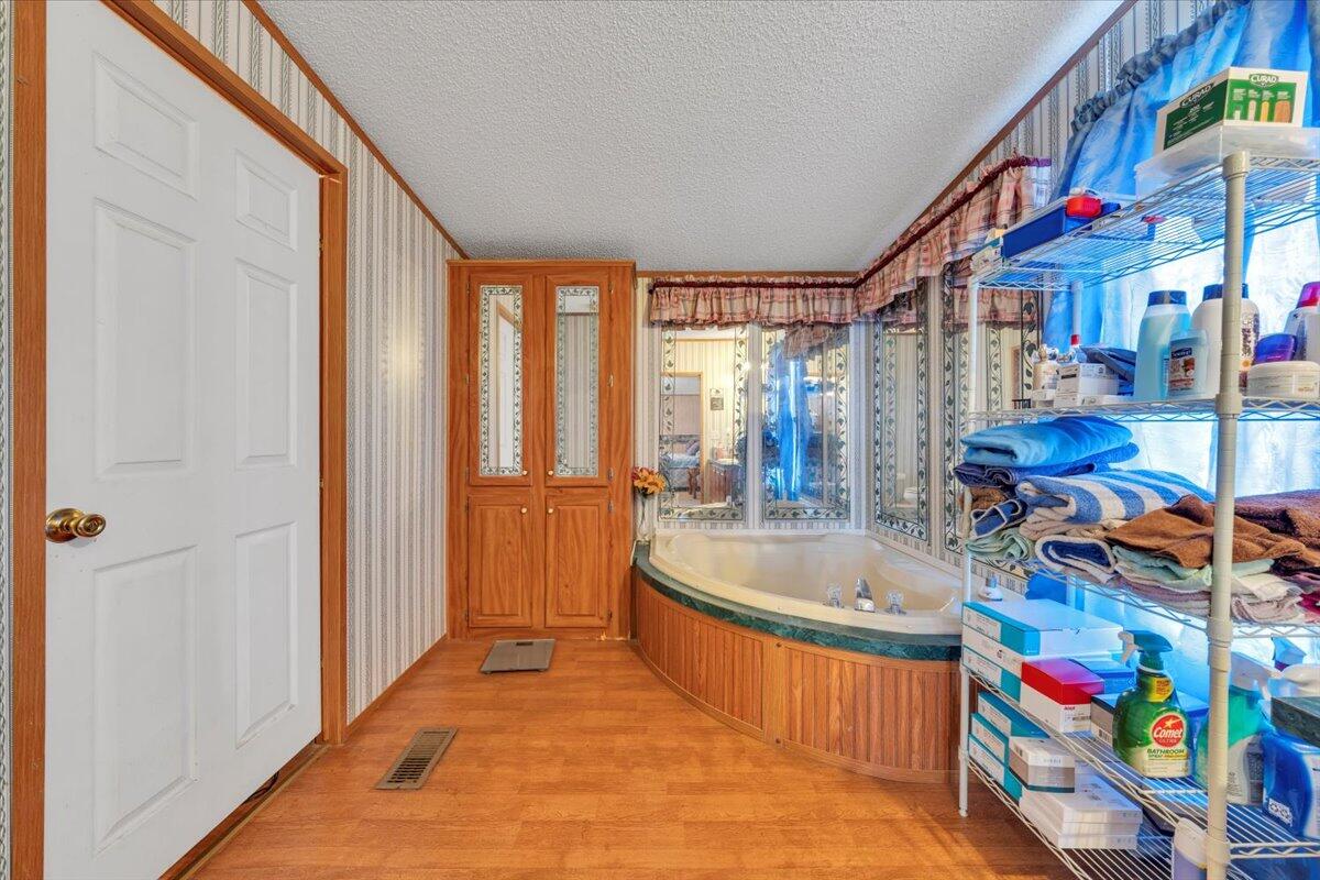 1421 Mob Creek Road Bedford, VA 24523 - Photo 21 of 44 a very nice looking room with a large window