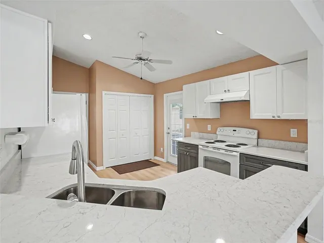 $369,900 | 1013 Piedmont Oaks Drive, Apopka, FL 32703