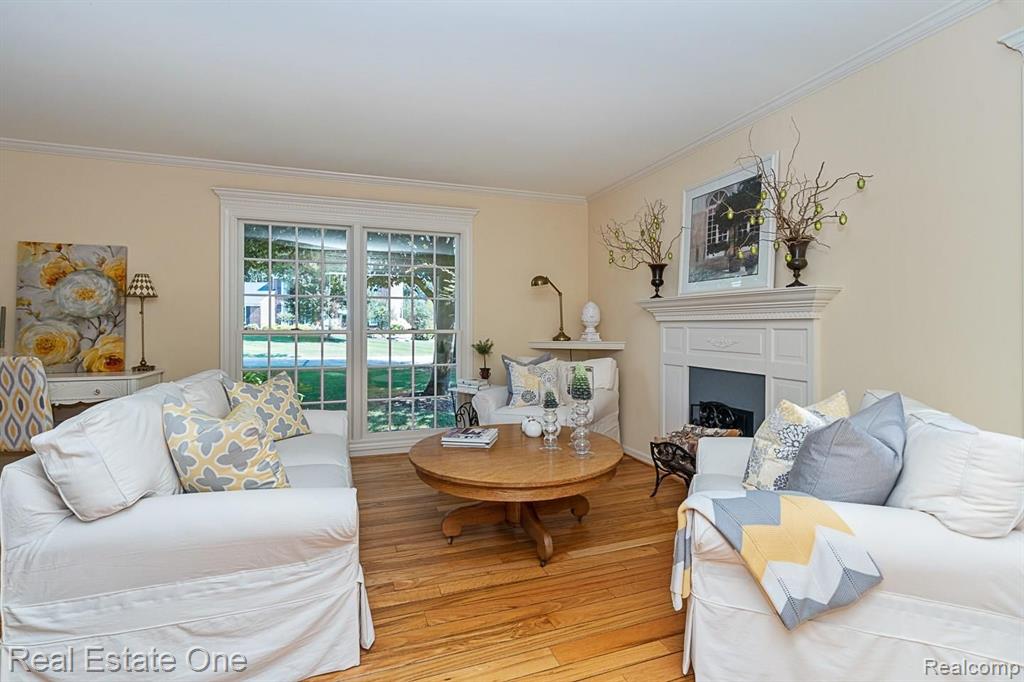 1391 Chestnut Lane Rochester Hills, MI 48309 - Photo 9 of 52