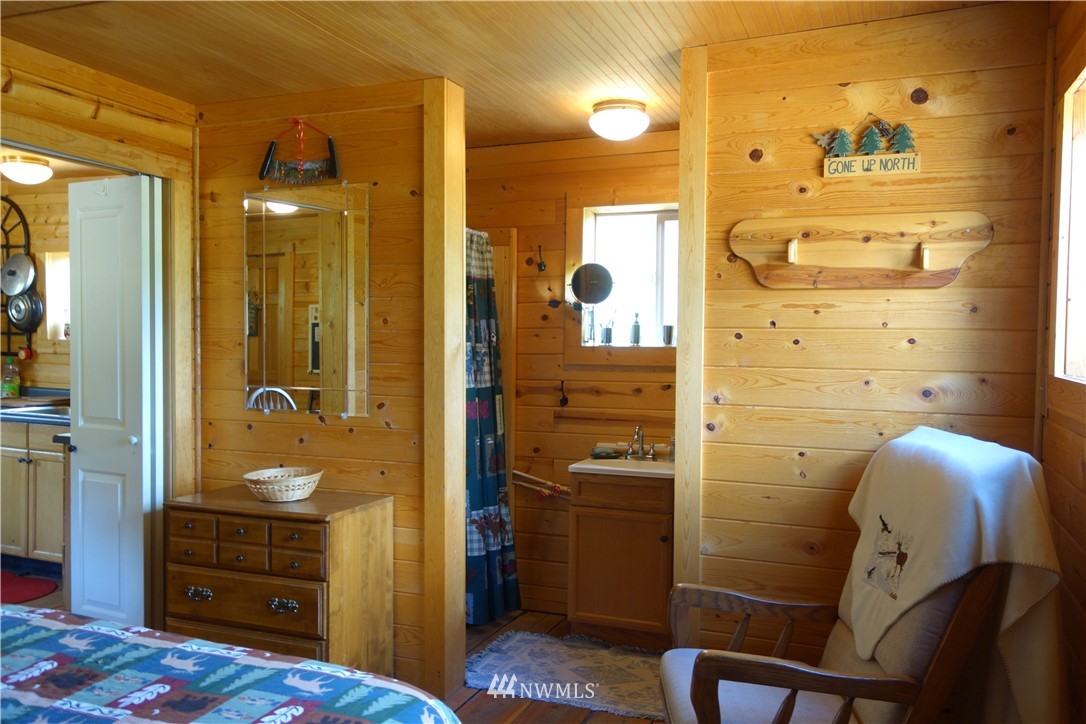 1 Davis Lake Road Winthrop, WA 98862 - Photo 11 of 19 Gallery Image 11