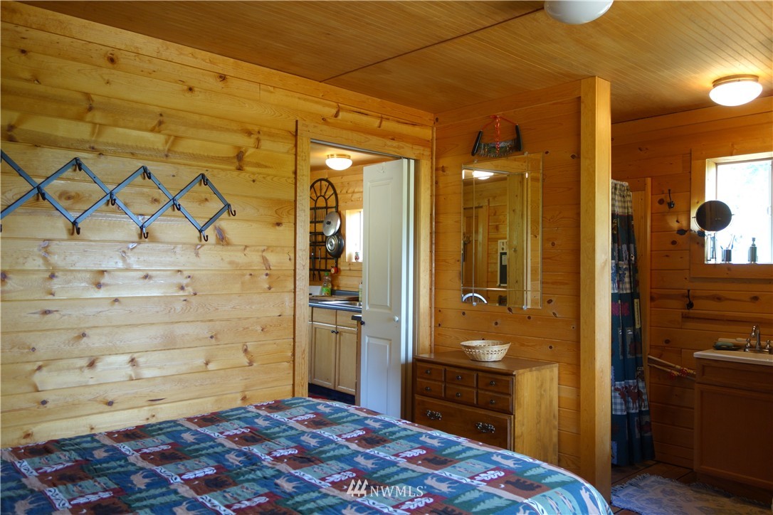 1 Davis Lake Road Winthrop, WA 98862 - Photo 12 of 19 Gallery Image 12