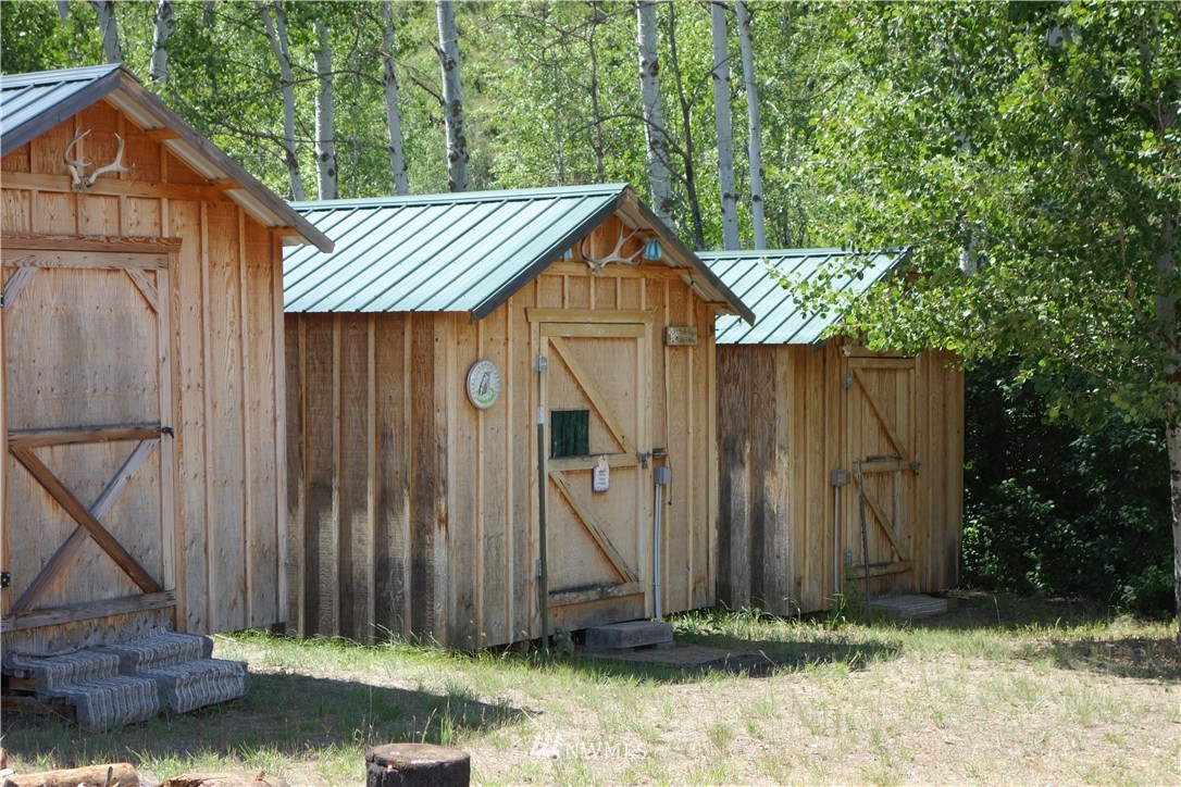 1 Davis Lake Road Winthrop, WA 98862 - Photo 17 of 19 Gallery Image 17