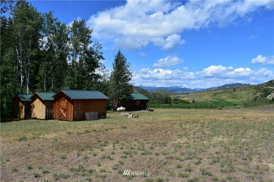 1 Davis Lake Road Winthrop, WA 98862 - Photo 5 of 19 Gallery Image 5