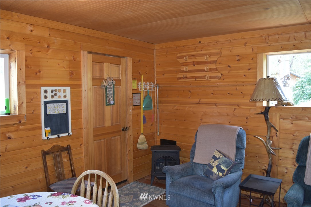 1 Davis Lake Road Winthrop, WA 98862 - Photo 9 of 19 Gallery Image 9
