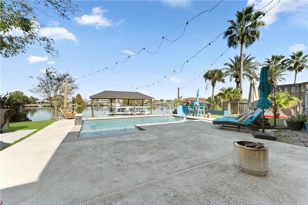 1044 Clipper Drive Slidell, LA 70458 - Photo 28 of 39