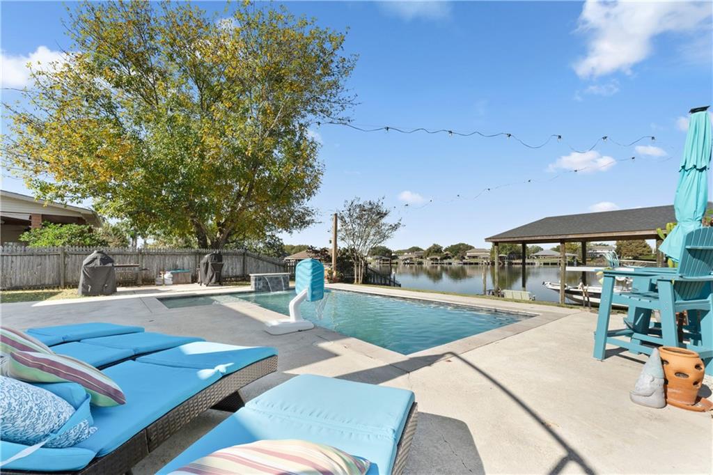 1044 Clipper Drive Slidell, LA 70458 - Photo 31 of 39