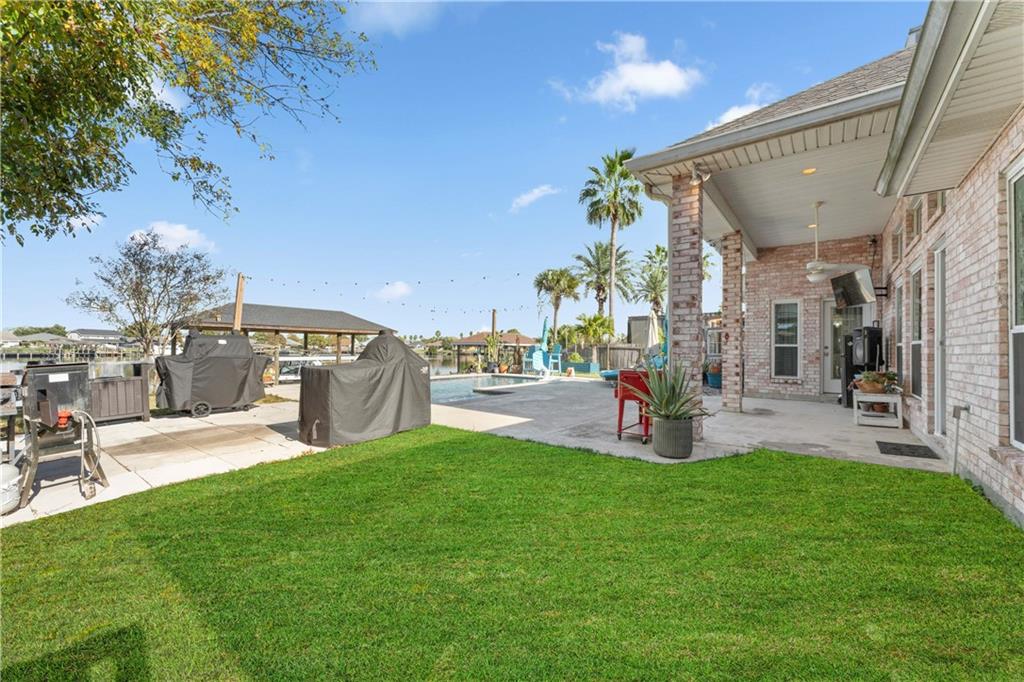 1044 Clipper Drive Slidell, LA 70458 - Photo 32 of 39