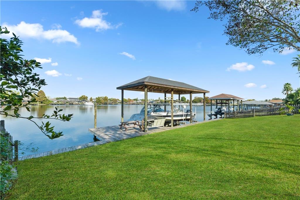 1044 Clipper Drive Slidell, LA 70458 - Photo 36 of 39
