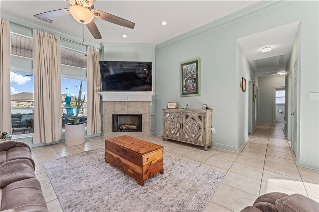 1044 Clipper Drive Slidell, LA 70458 - Photo 7 of 39