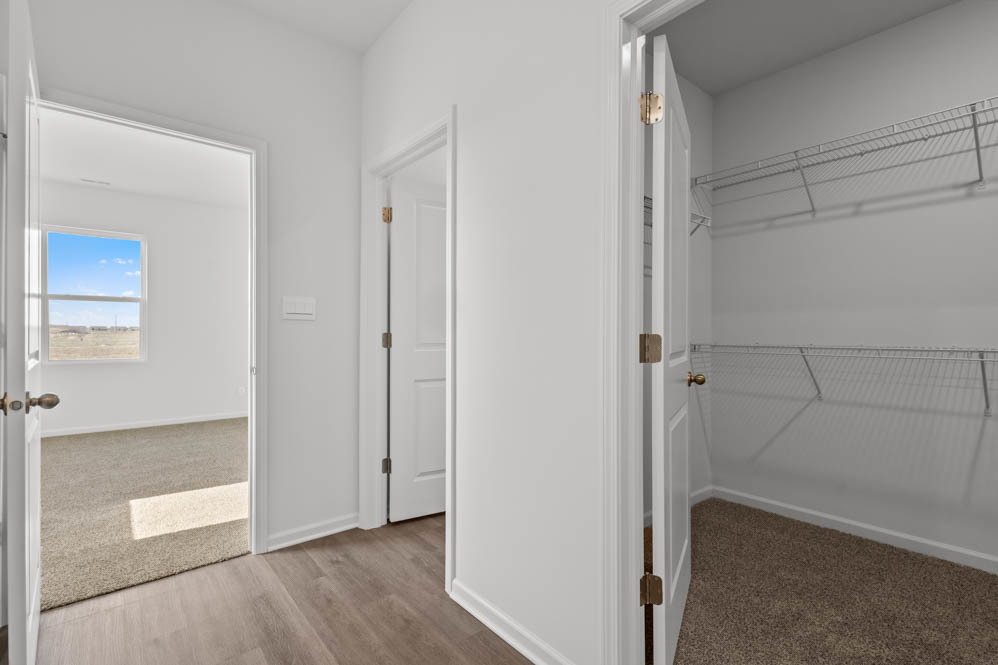 290 Snowdrop Lane Elgin, IL 60124 - Photo 29 of 30 a view of small space