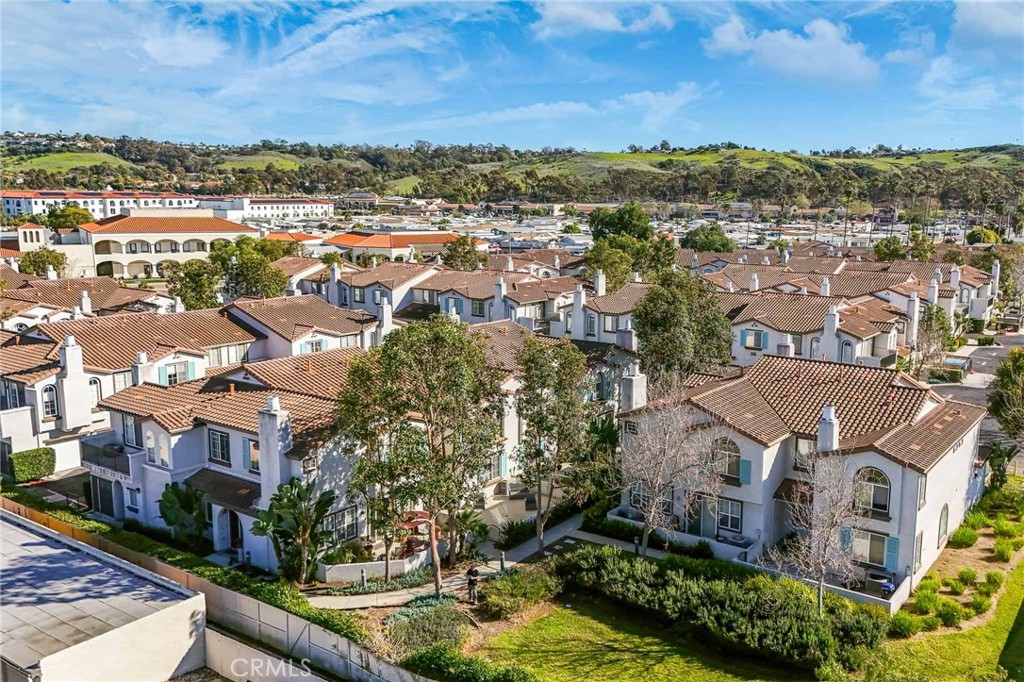 310 Sunset Way, Unit 5 Oceanside, CA 92058 - Photo 37 of 41 an aerial view of residential houses with outdoor space