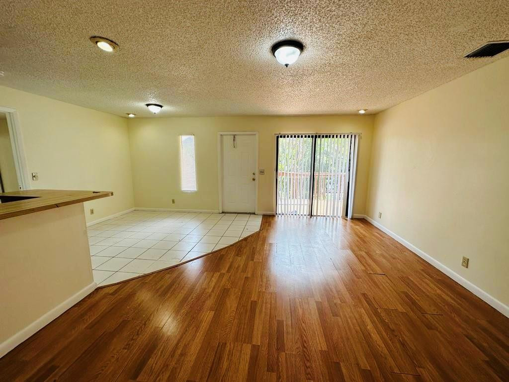 26 Crossings Circle, Unit E Boynton Beach, FL 33435 - Photo 2 of 25 Photo 2