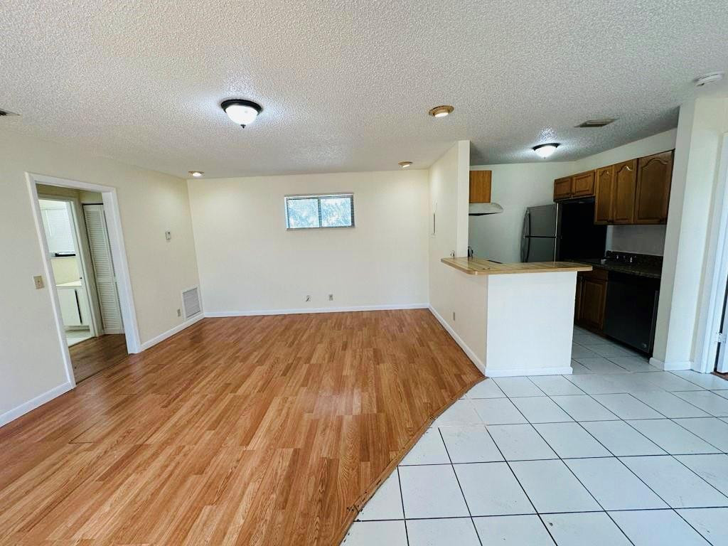 26 Crossings Circle, Unit E Boynton Beach, FL 33435 - Photo 4 of 25 Photo 4