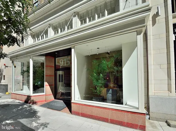 $2,200 | 915 E Street Northwest, Unit 301, Washington, DC 20004