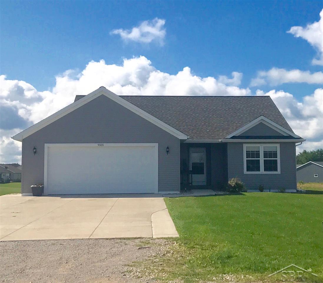 9335 Kochville Road Freeland, MI 48623 - Photo 1 of 24 31324215.JPG