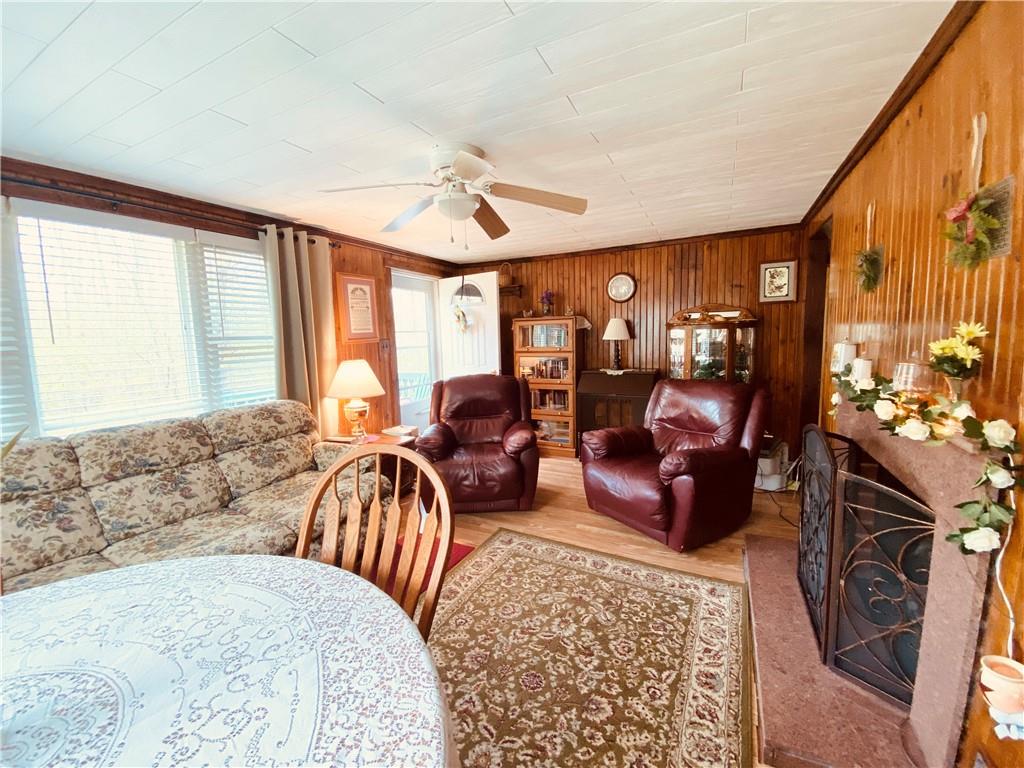 119 Fox Hill Rd Summit Meyersdale, PA 15552 - Photo 3 of 19