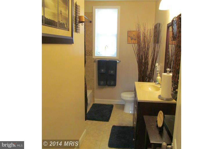 4114 Shell Street Capitol Heights, MD 20743 - Photo 22 of 30 Bath